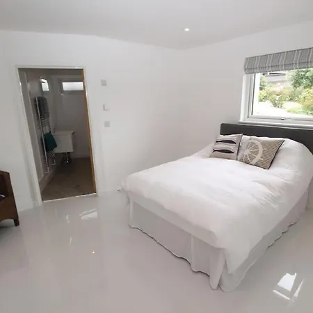 Solano A 2 Bedroom Waterside In Falmouth فيلة Flushing